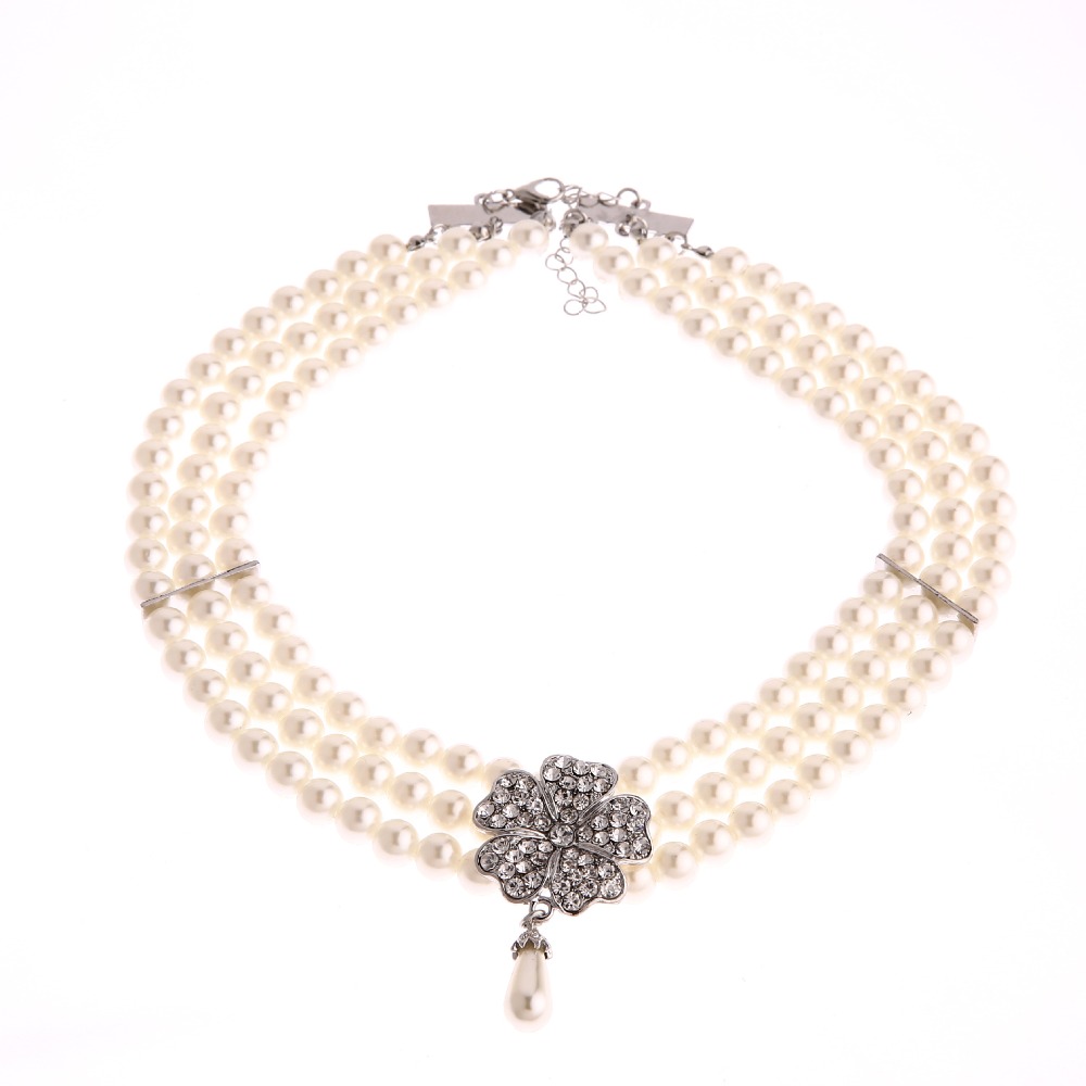 Audrey Hepburn colazione da Ti - Women'S Accessories In The 1950S recensione e prezzo