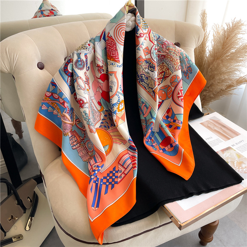 Nuova Sciarpa Quadrata in Seta - Silk Scarf Square recensione e prezzo