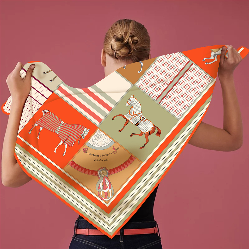 Nuovi scialli in seta stampata - Silk Scarf Square recensione e prezzo