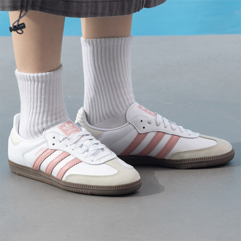 Scarpe sportive casual da donn - Adidas Shoes Gazelle recensione e prezzo